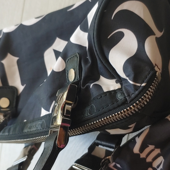 **SOLD**Vintage L.A.M.B. Lesportsac 2 Piece Bundle Lot EUC Mini Barrel & Medium - Picture 9 of 16